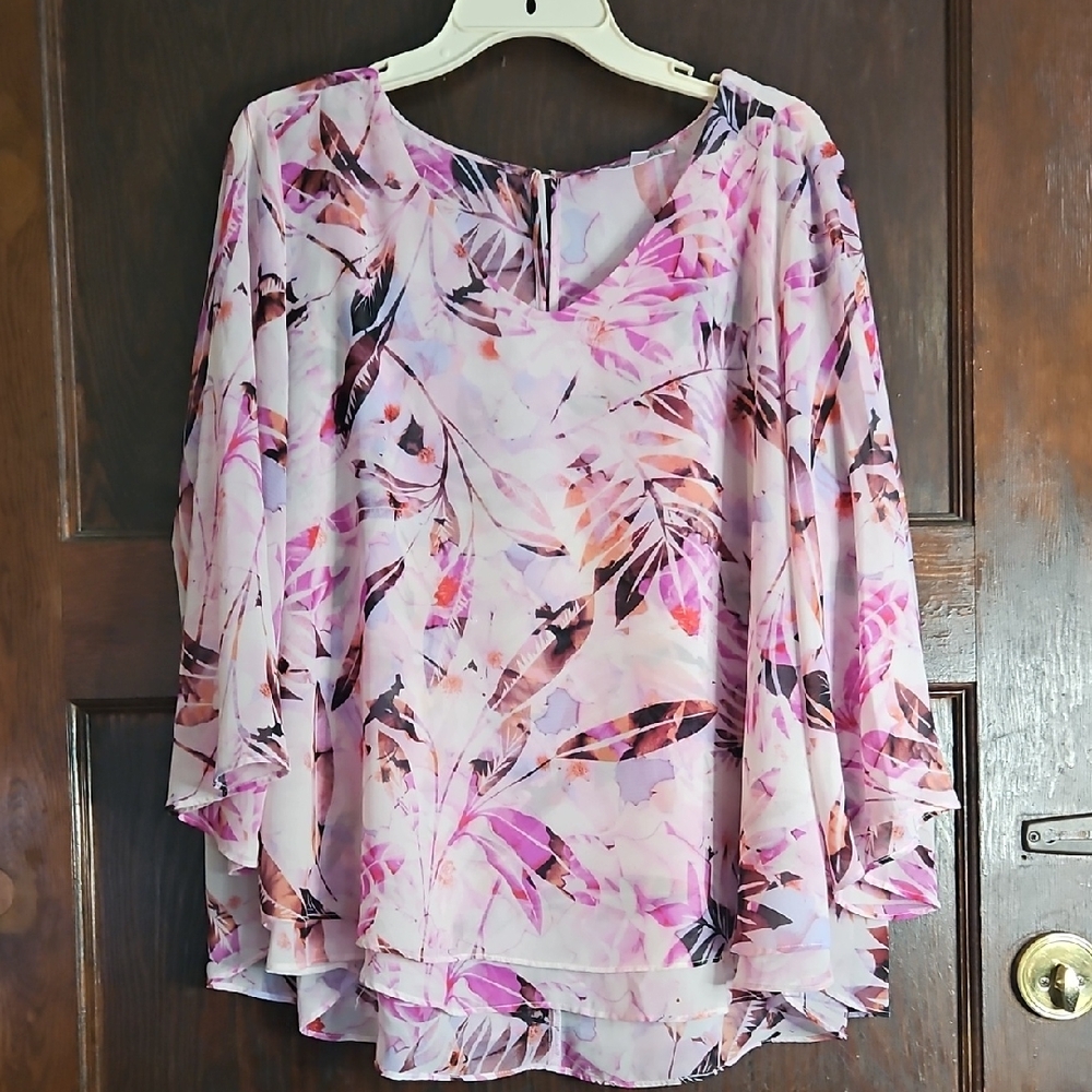 EUC Jennifer Lopez Floral Print Blouse - Pink and Purple - Size XL
